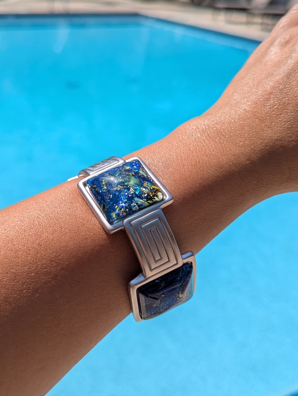 Yves Saint Laurent YSL Bangle Bracelet Silvertone Blue Dichroic Glass Vintage 💕